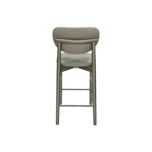 Vista posterior de la Silla de Barra Alice, silla de barra de cocina, fabricada en madera Cedro con pintura en Poliuretano color champagne, asiento y espaldar tapizado en sintético de alto tráfico. Silla de barra en Bucaramanga, Sillas de barra modernas, silla de barra en madera