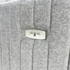 Sistema eléctrico de la Silla Reclinable para levantar los pies. Tapizado en tela repelente al agua y de fácil limpieza. Silla reclinable eléctrica. Reclinables en Bucaramanga.