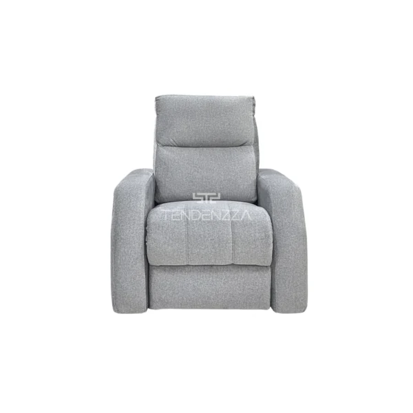 Silla Reclinable Delfos color gris, con sistema eléctrico para levantar los pies. Tapizado en tela repelente al agua y de fácil limpieza. Silla reclinable eléctrica. Reclinables en Bucaramanga.