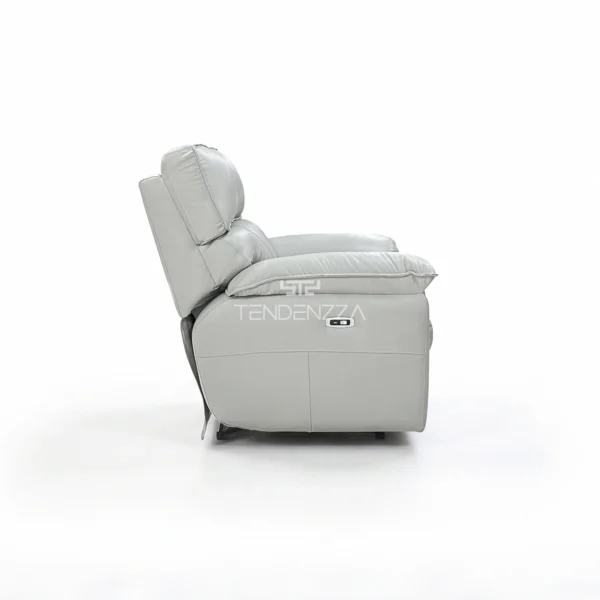 Vista lateral de la Silla Reclinable Tendenzza eléctrica en Cuero natural color gris, con sistema Zero Gravity. Sillón Reclinable eléctrico, Silla Reclinable en Cuero, Silla Reclinable en Bucaramanga, Silla Reclinable 1 puesto