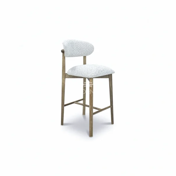 Vista derecho de la Silla de Barra Alice, Silla de barra para cocina, elaborada en madera Flormorado, con pintura en Poliuretano color natural. Asiento y espaldar tapizado en tela tipo burda. Silla de barra en Bucaramanga, Sillas de barra modernas, silla de barra en madera